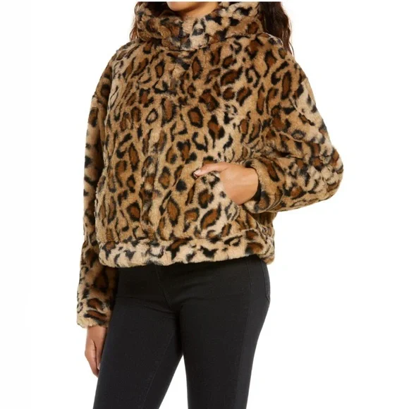 UGG Leopard Faux Fur Mandy Hoodie - Picture 5 of 16